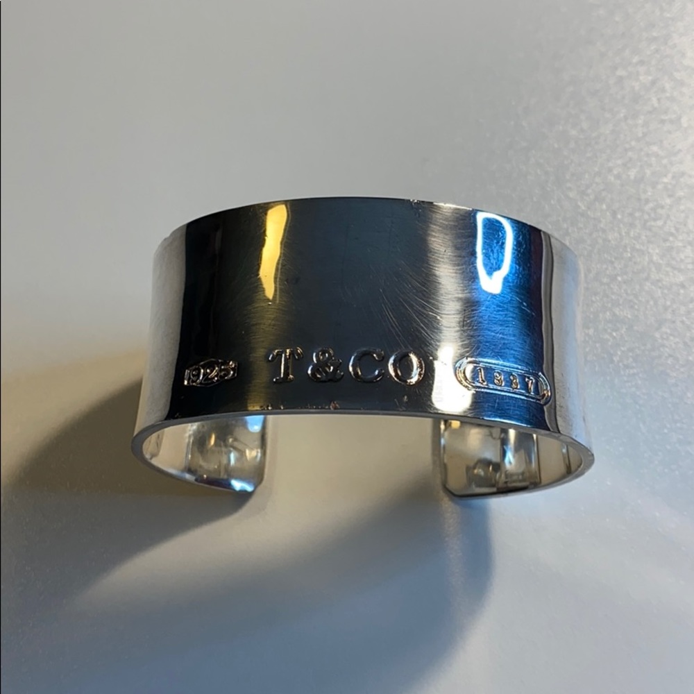 Cuff Bracelet - Tiffany & Co Style - Silver plated